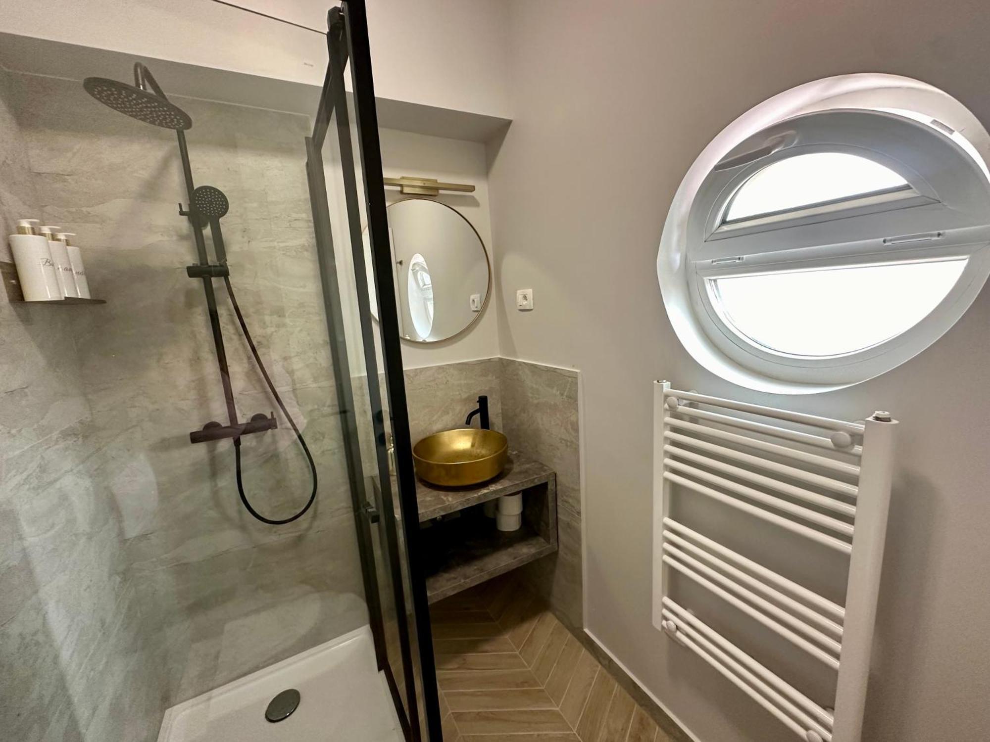 Mariani Luxury Rooms In Center Split Extérieur photo