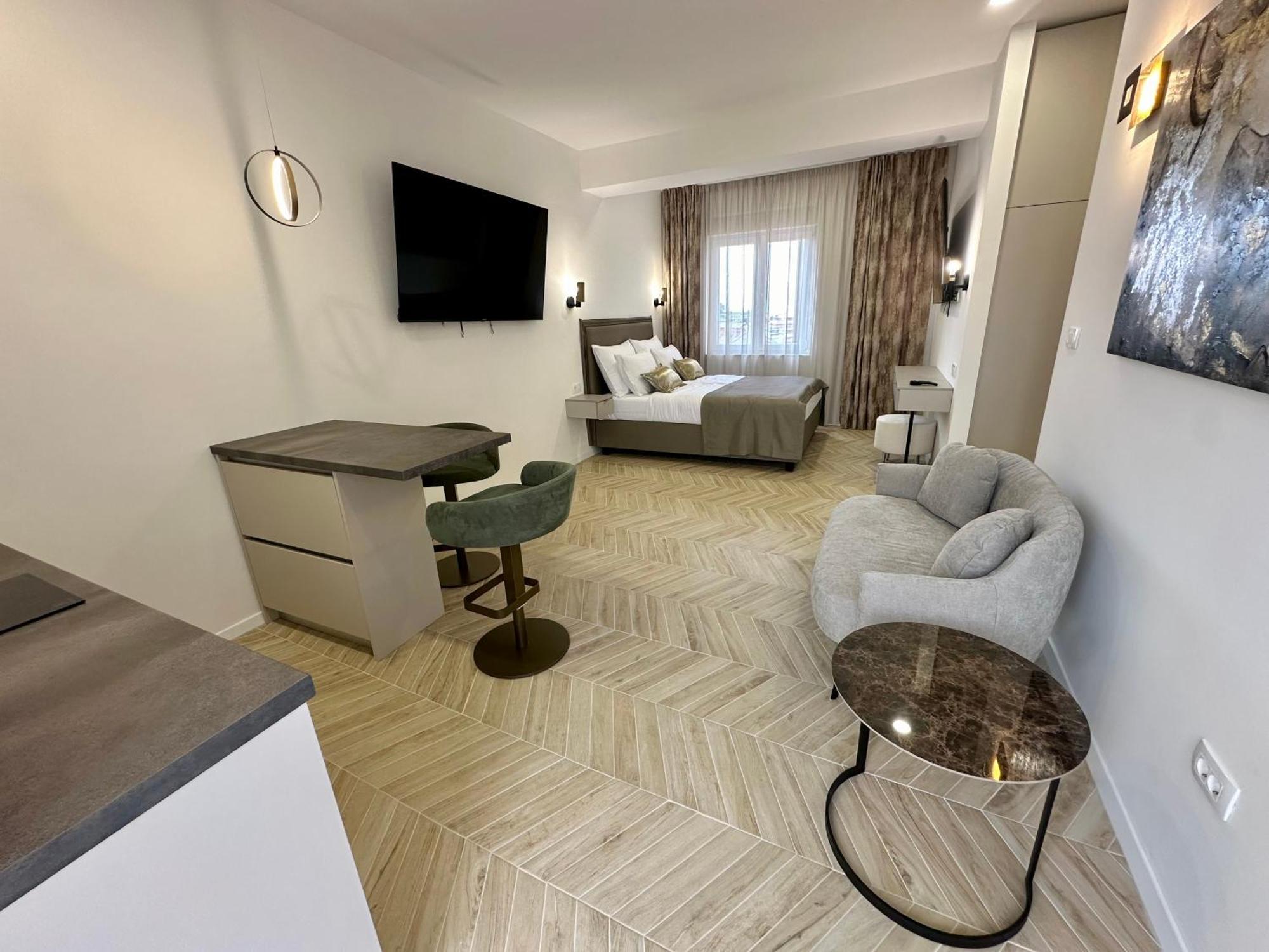 Mariani Luxury Rooms In Center Split Extérieur photo