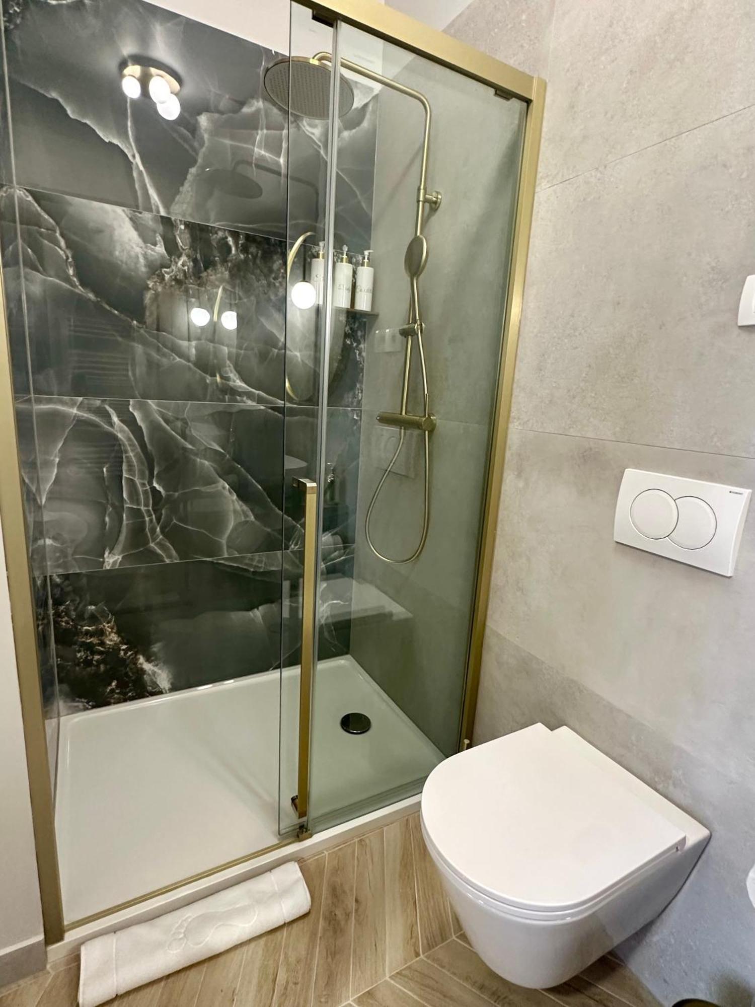 Mariani Luxury Rooms In Center Split Extérieur photo