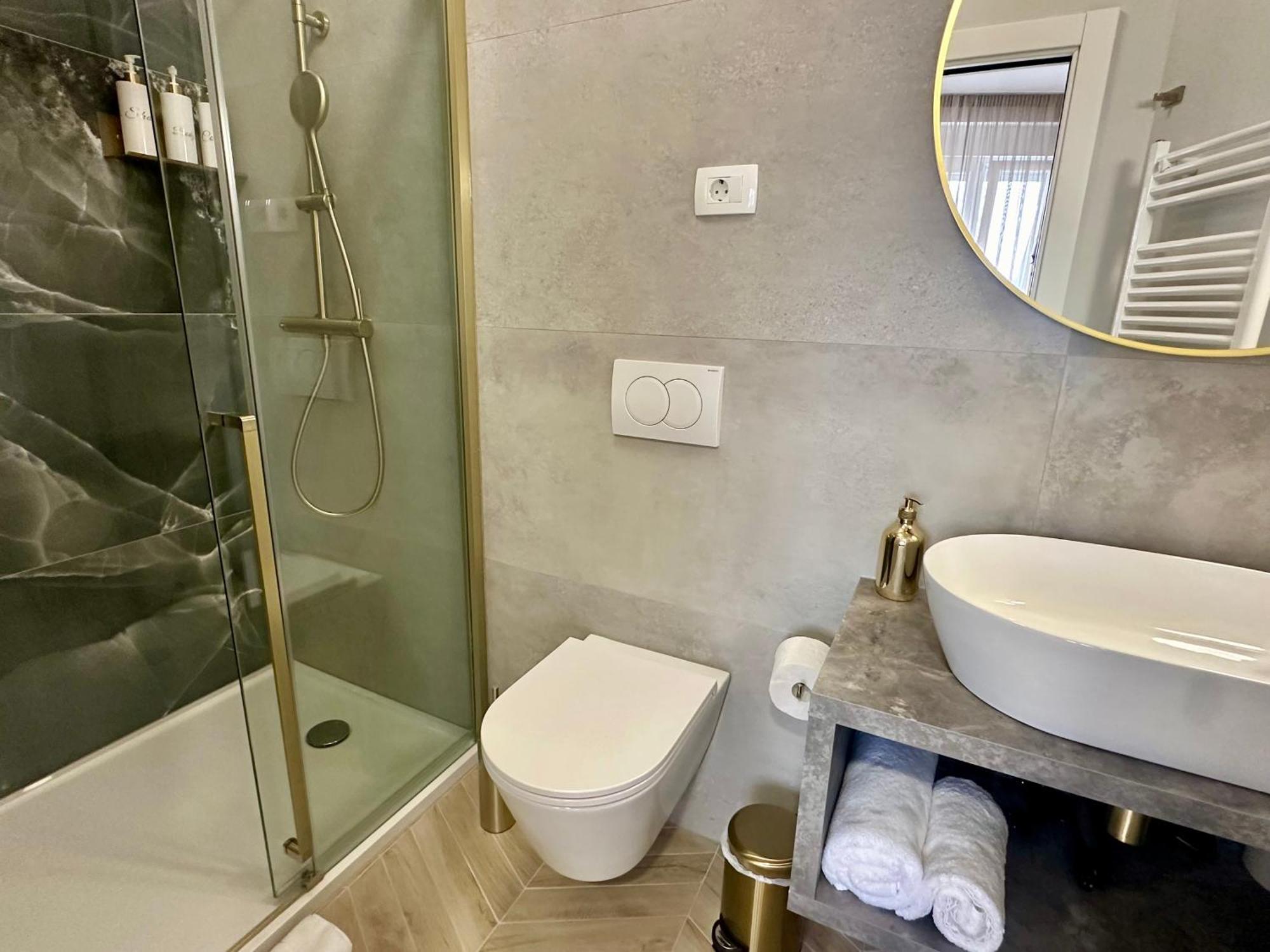 Mariani Luxury Rooms In Center Split Extérieur photo